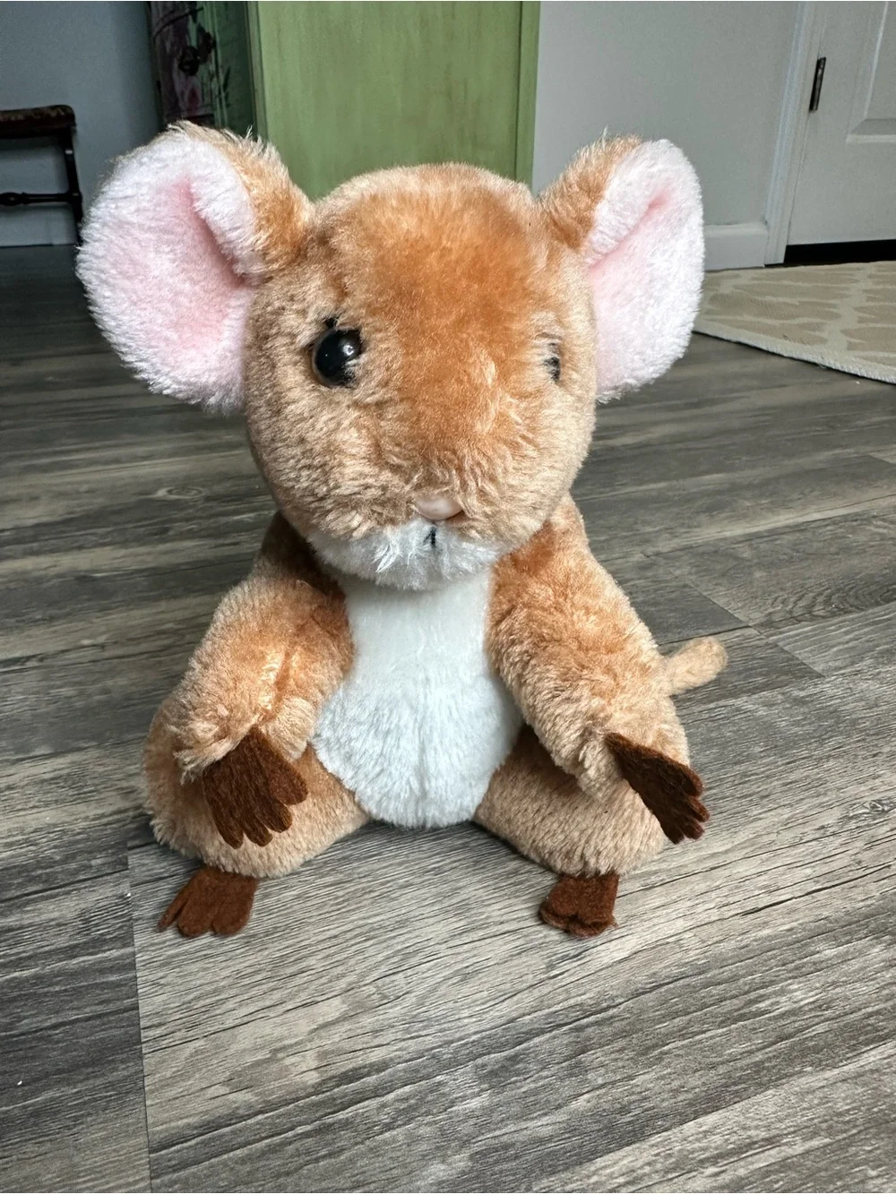 Vintage 1981 Dakin Mouse Plush Stuffed Animal Brown White Long Tail 10”